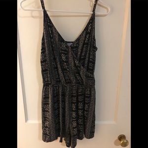 Hollister romper {M}
